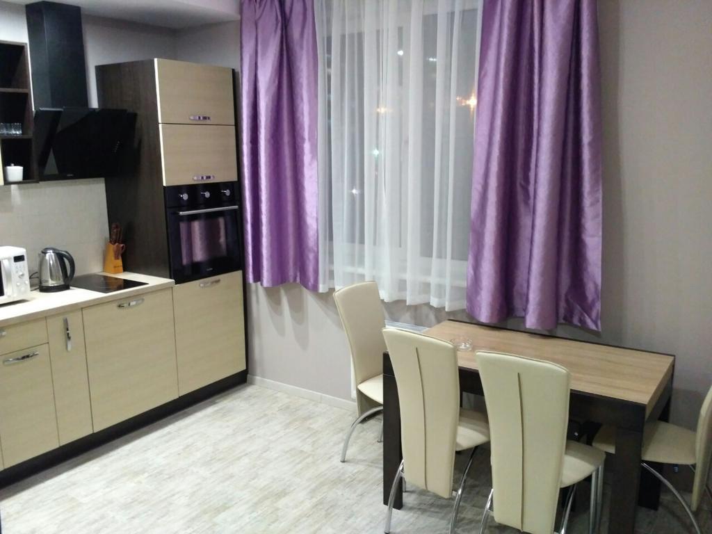 Comfort Apartment On Bogdanivska Street 7B Kiev Bagian luar foto