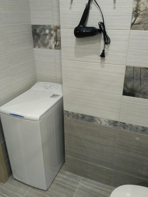 Comfort Apartment On Bogdanivska Street 7B Kiev Bagian luar foto